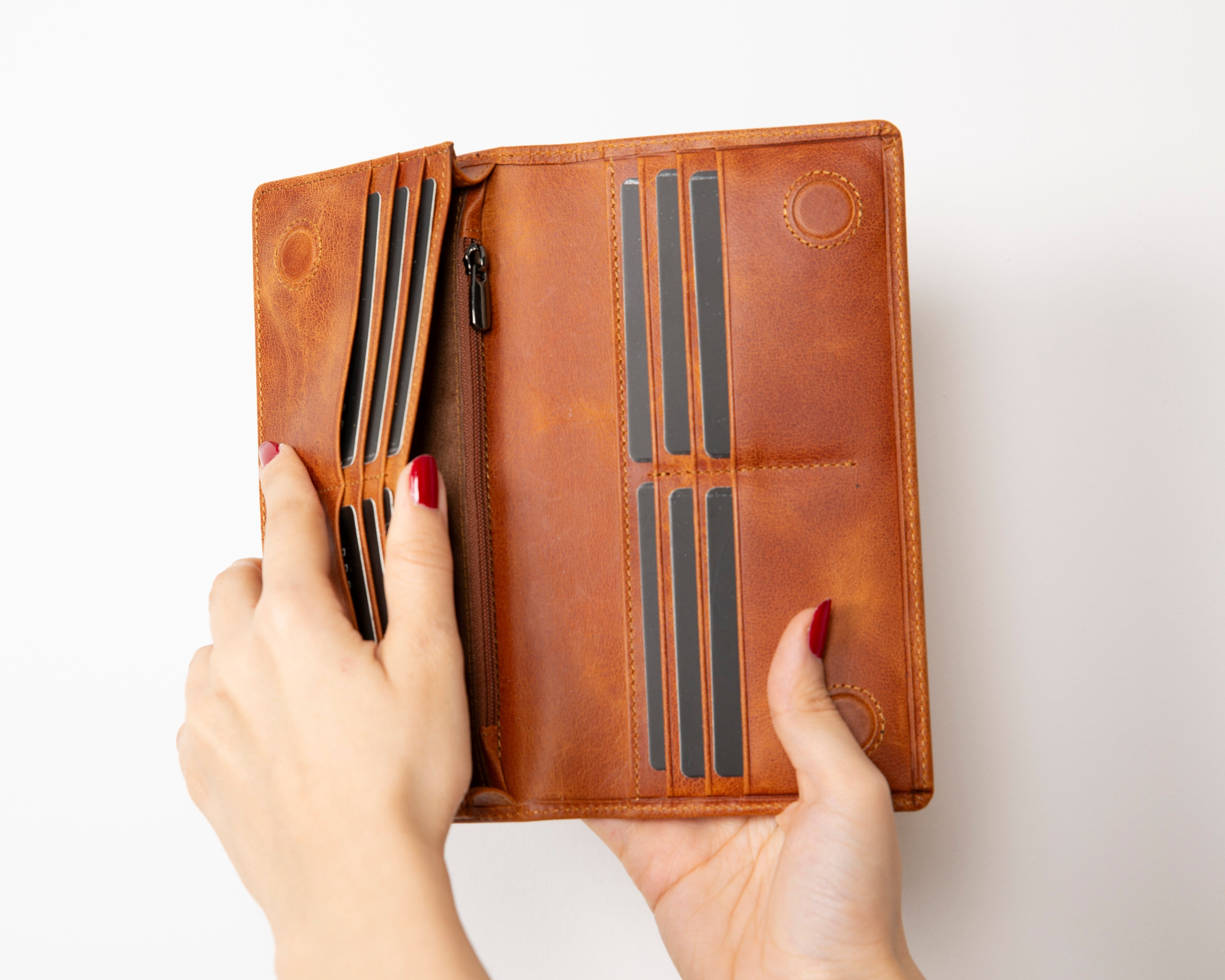 Aura Genuine Leather Universal Wallet