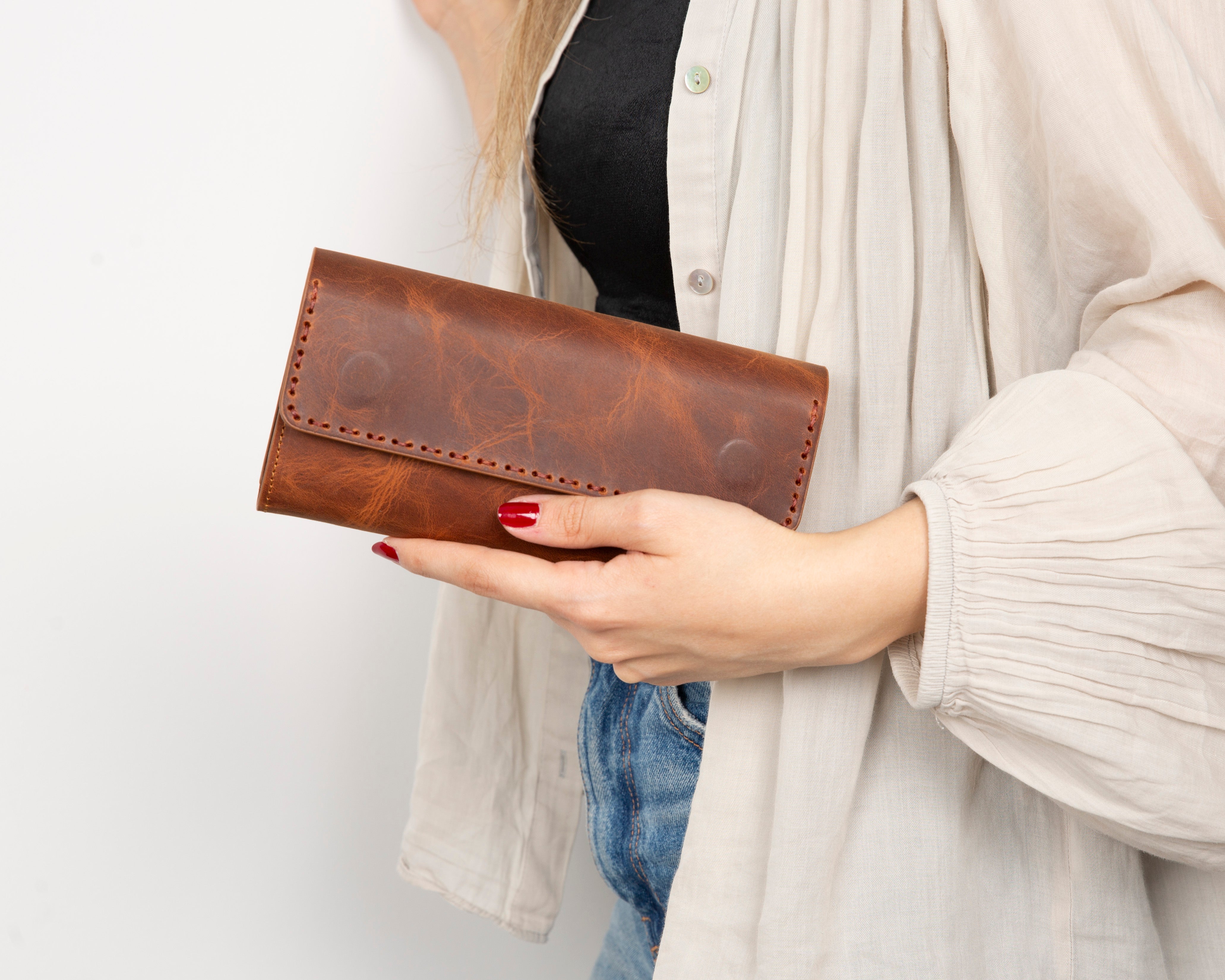 Portefeuille femme en cuir noble