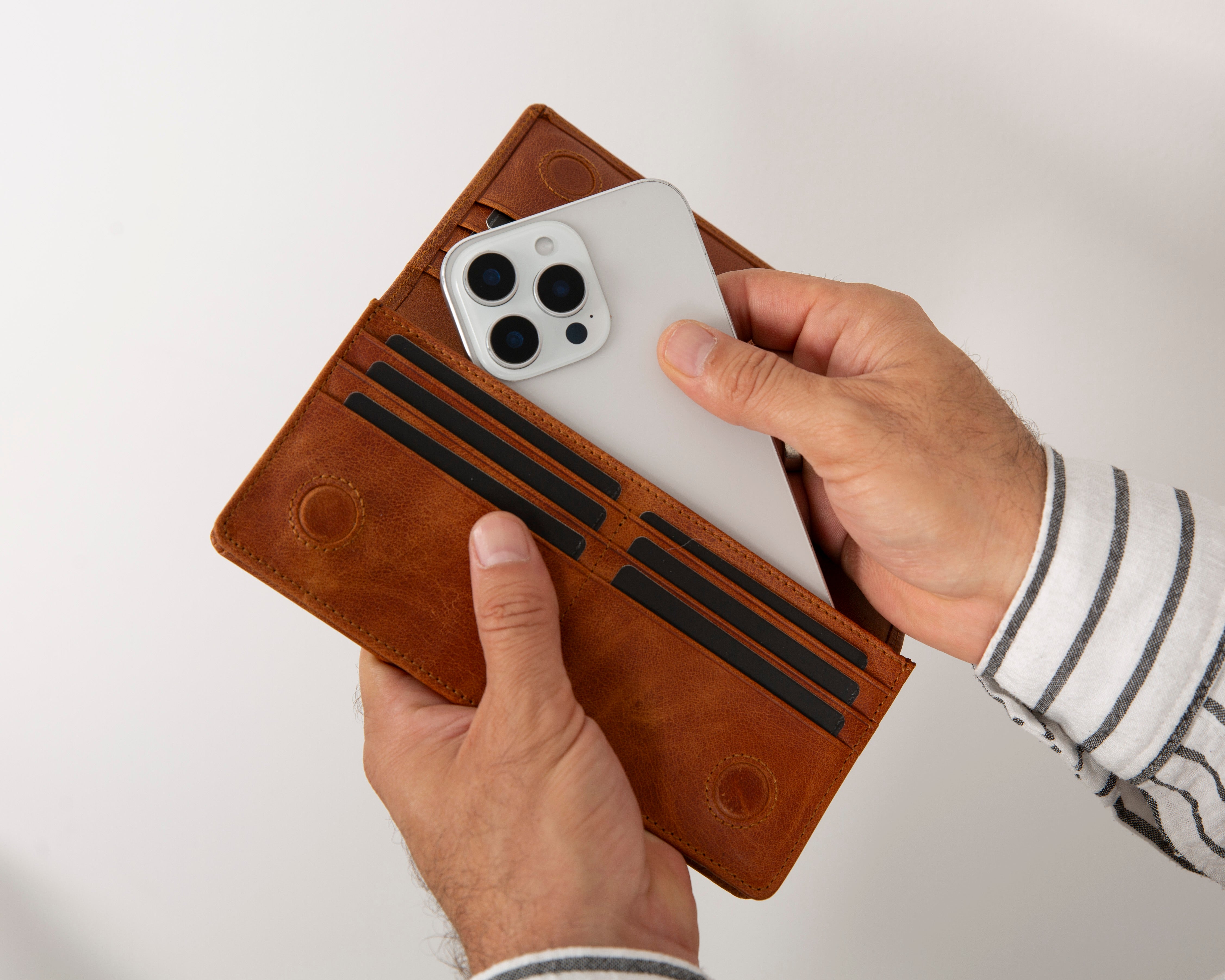 Aura Genuine Leather Universal Wallet