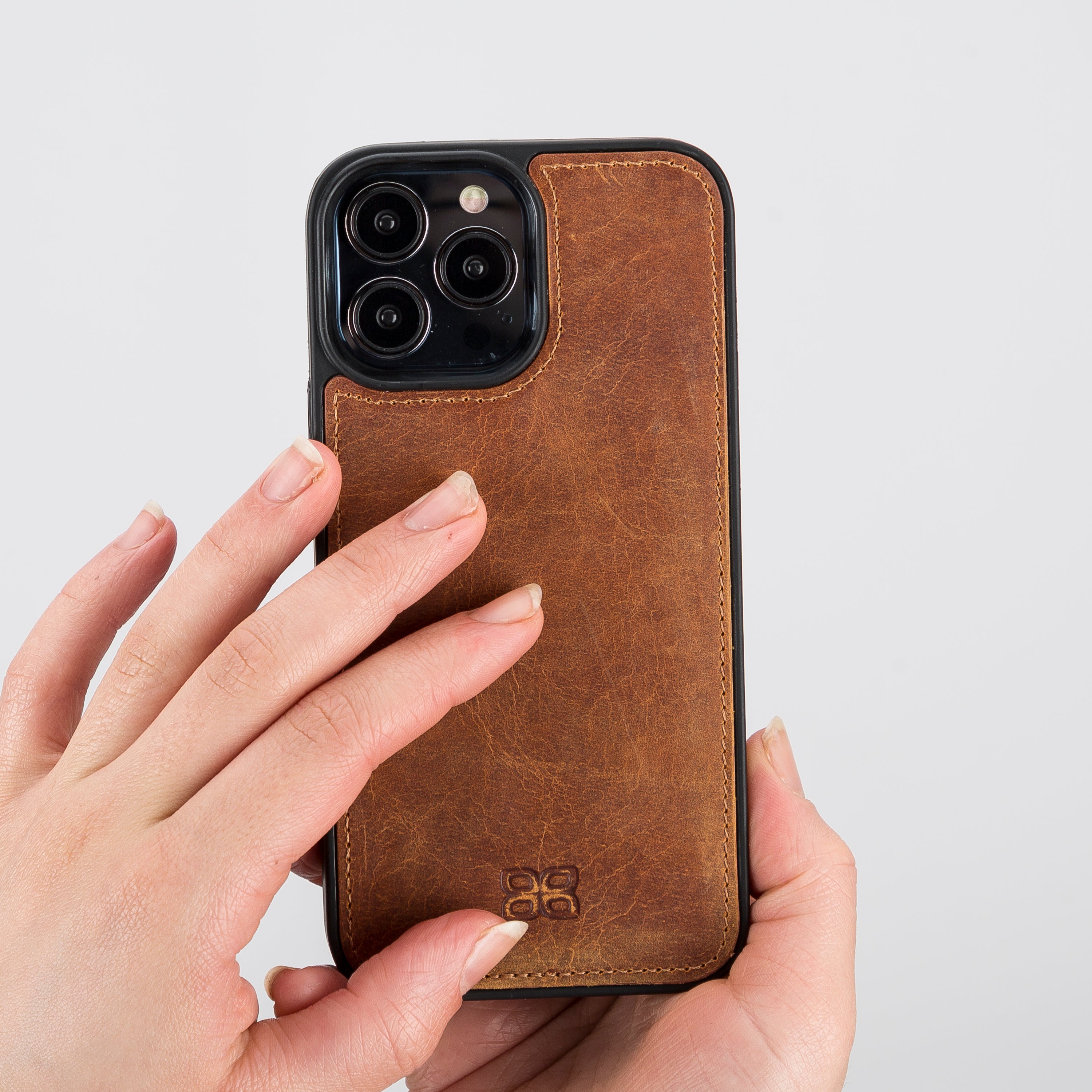 Coque arrière flexible en cuir véritable pour iPhone 13 Series
