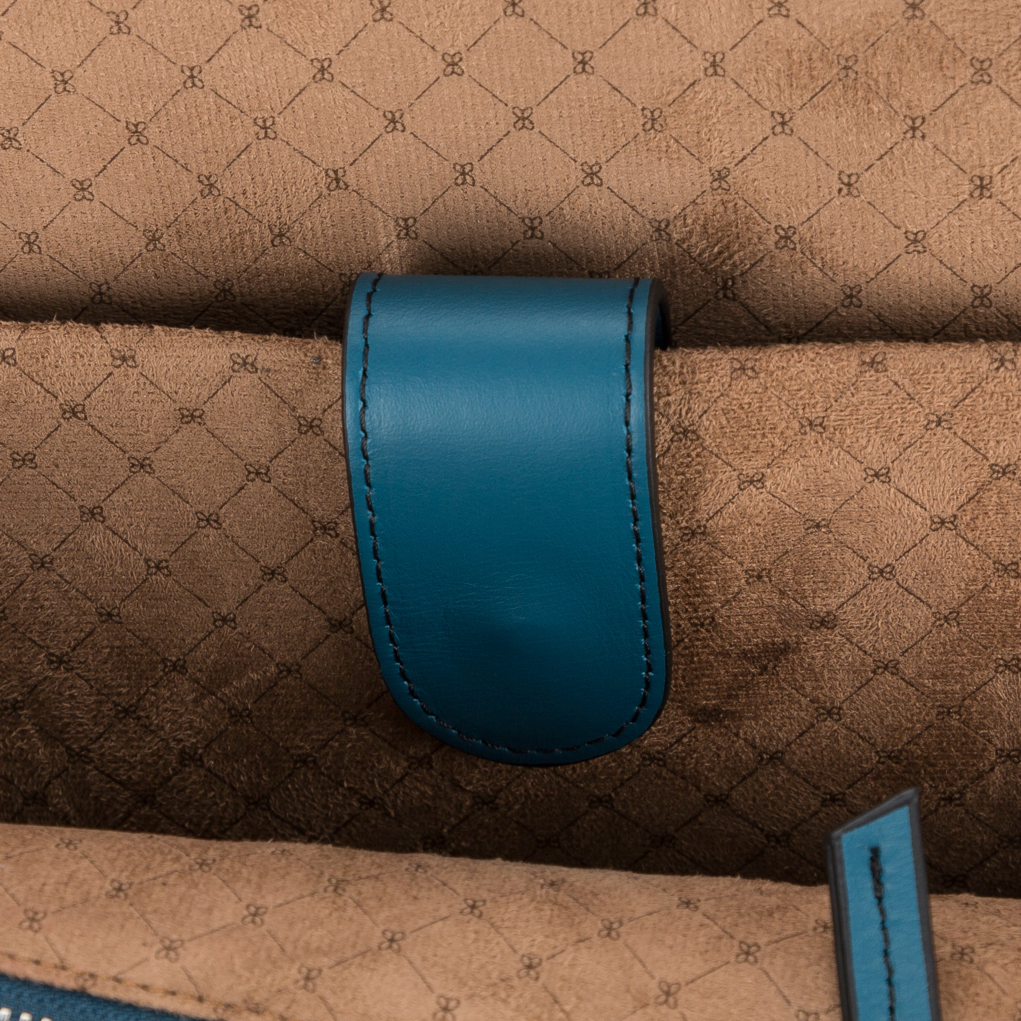 Molde Genuine Leather Laptop / MacBook Backpack for Men and Women