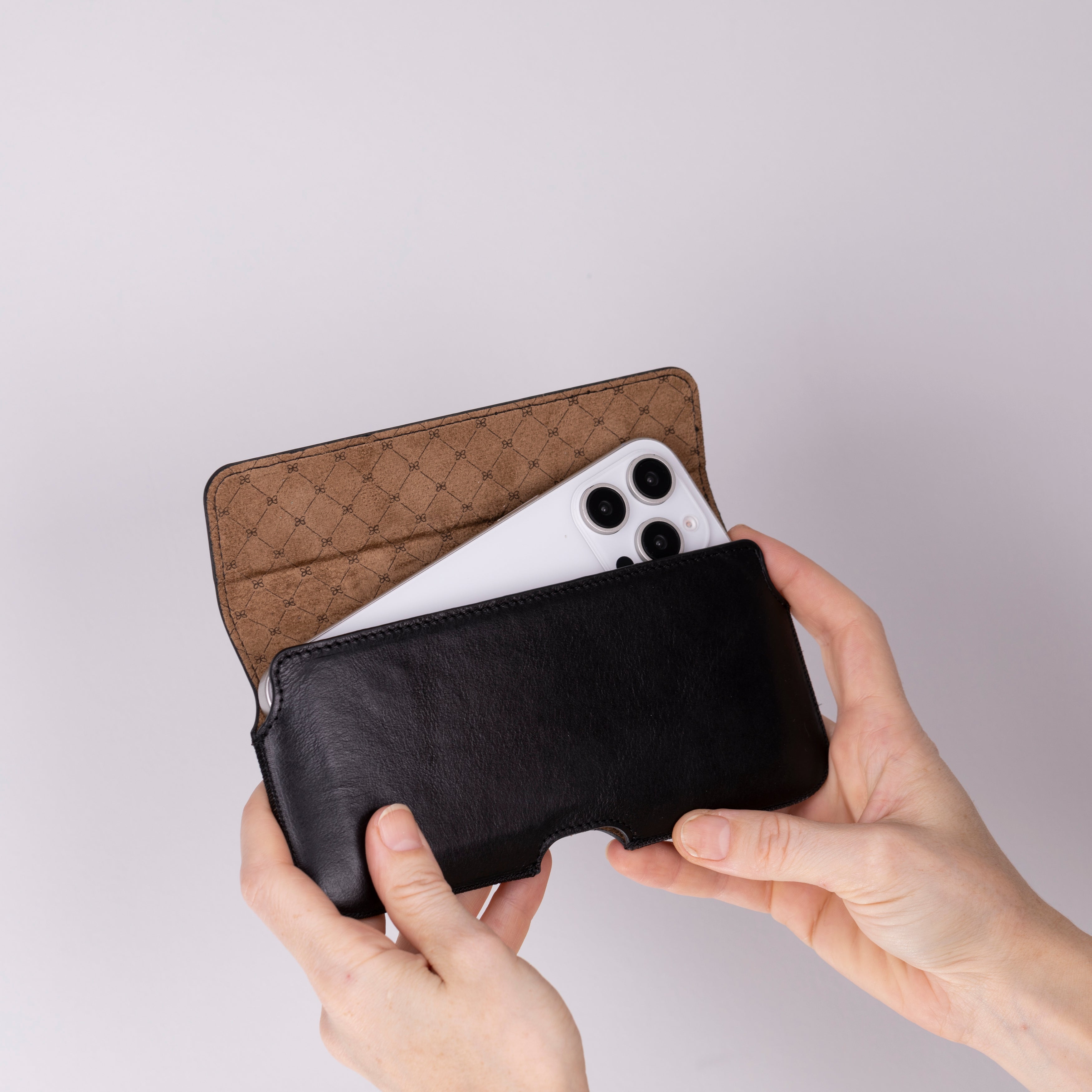 Aslant Leather Belt Universal-Telefonhülle bis zu 6,9"