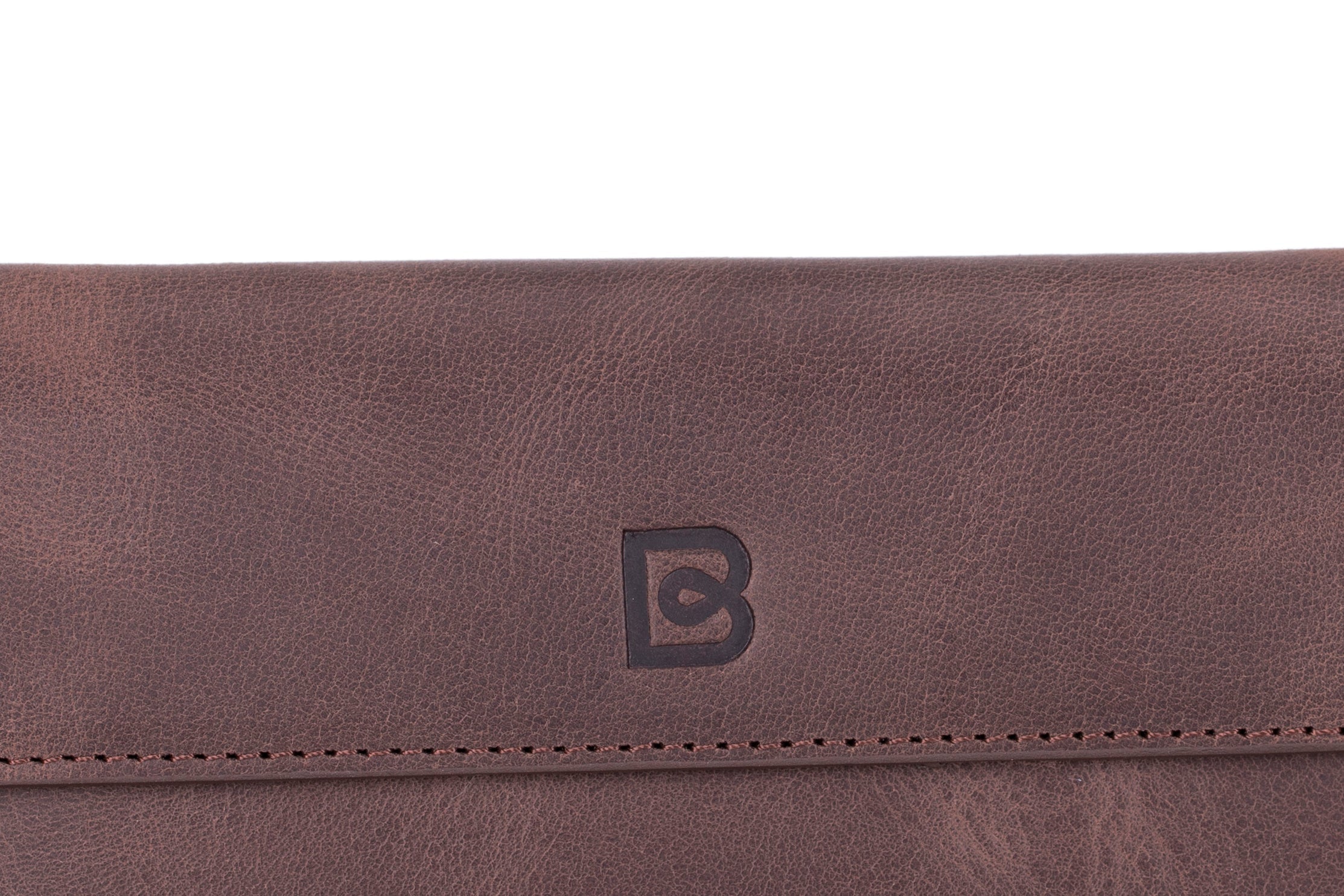 Aslant Belt iPhone 16 Pro (6.3") Leather Case