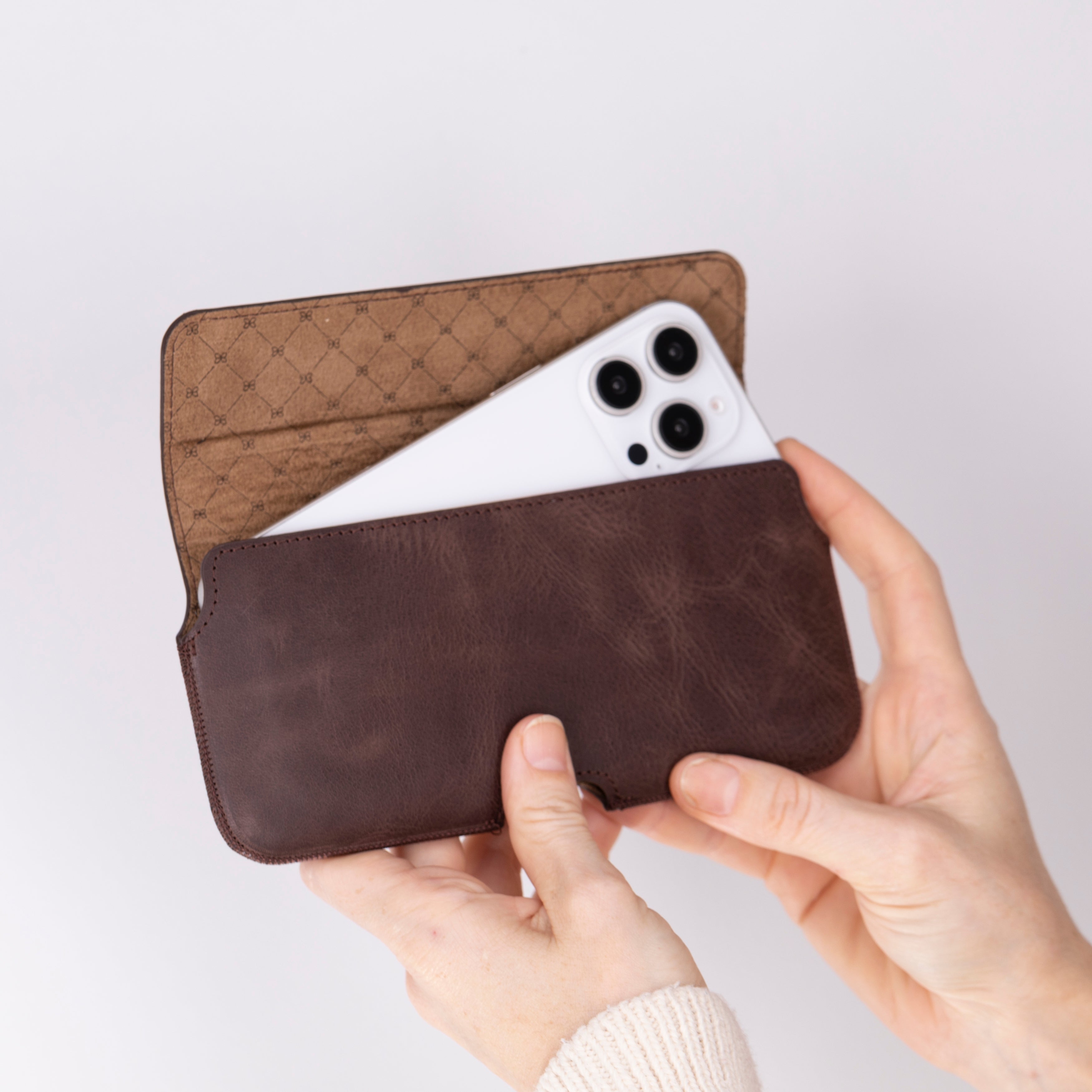 Aslant Leather Belt Universal-Telefonhülle bis zu 6,9"