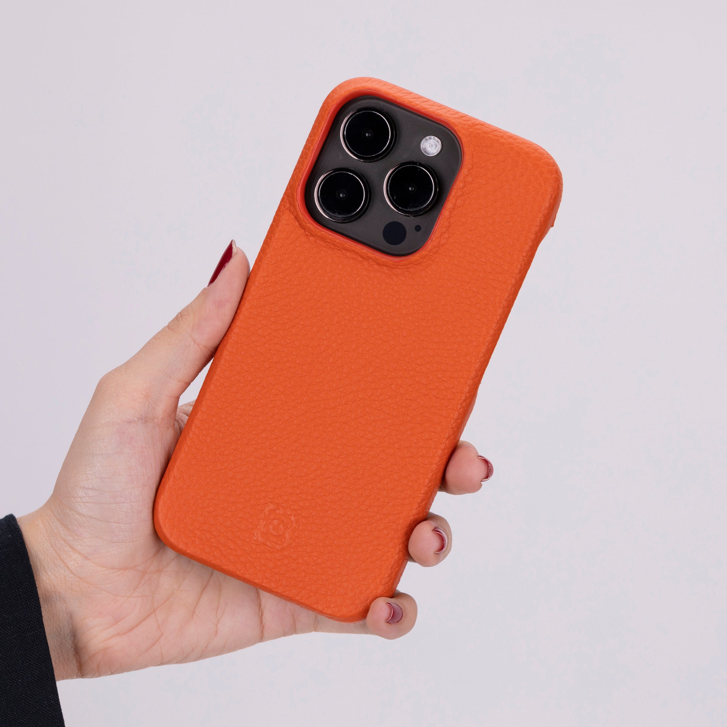 Coque arrière entièrement en cuir véritable à clipser pour iPhone 15 Plus (6,7") F360