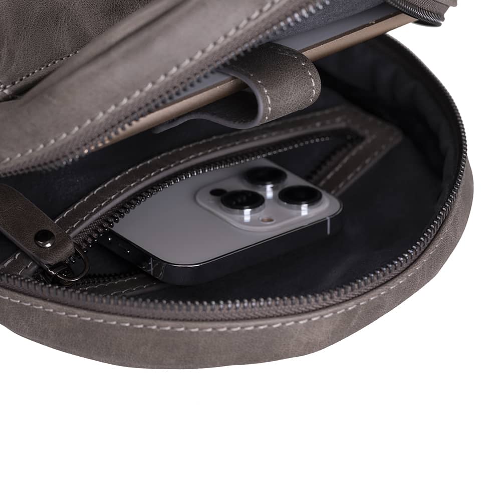 Blake Genuine Leather Men/Women Cross/Backpack Bags