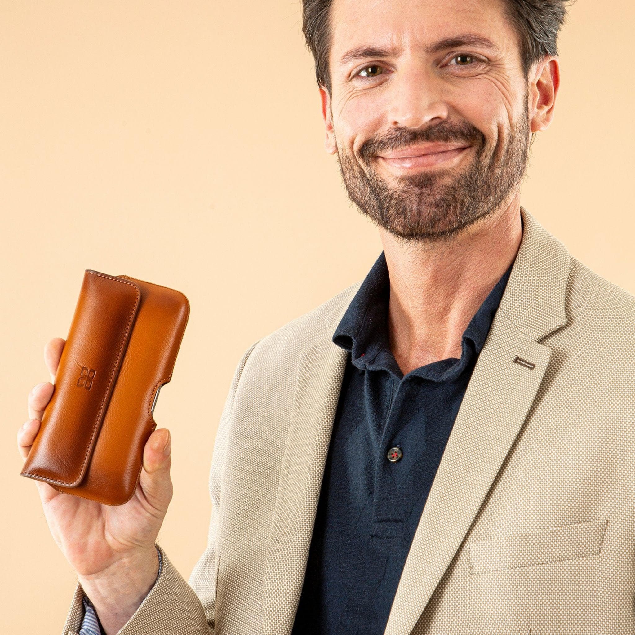 Schräge, am Gürtel anbringbare Universal-Telefonhülle aus echtem Leder