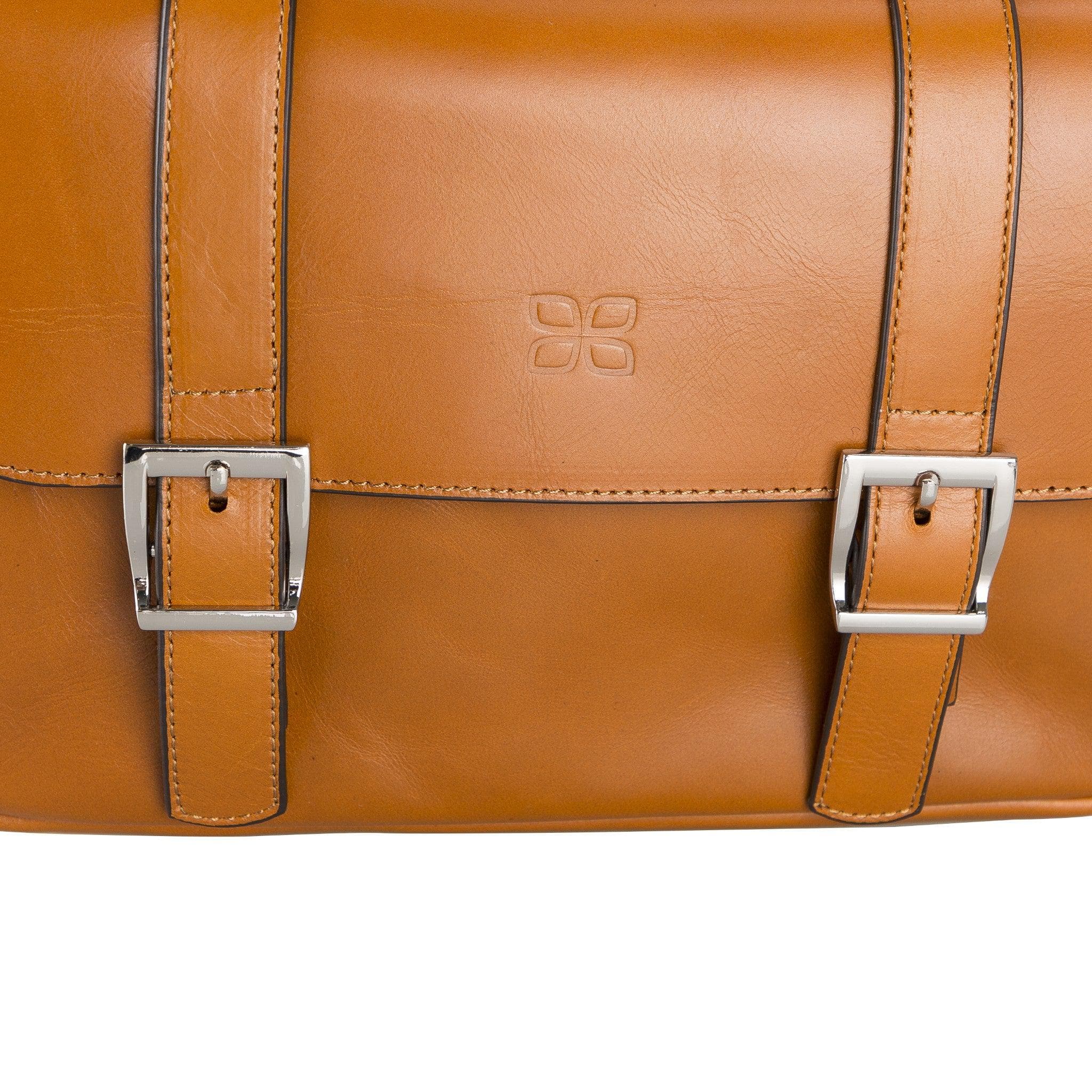 Molde Genuine Leather Laptop / MacBook Backpack for Men and Women