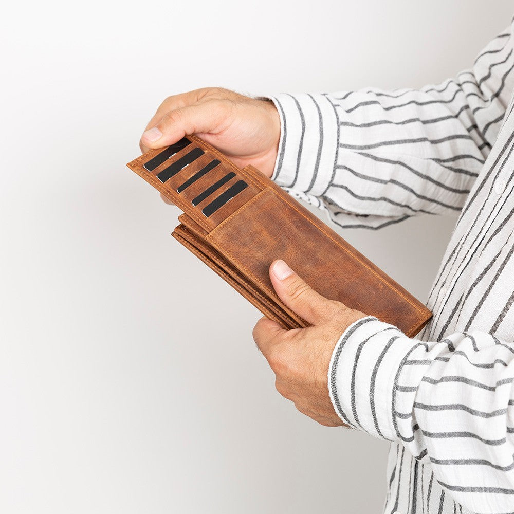 Tenuta Genuine Leather Universal Wallet