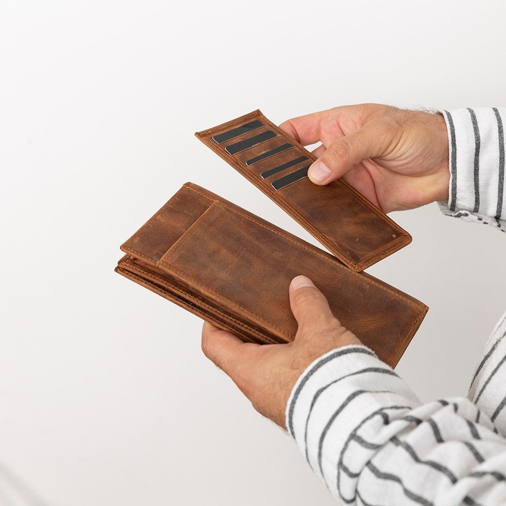 Tenuta Genuine Leather Universal Wallet