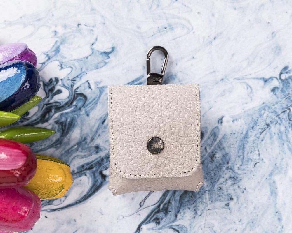 Mai Magnet AirPods 1 and AirPods 2 Leather Case with Hook