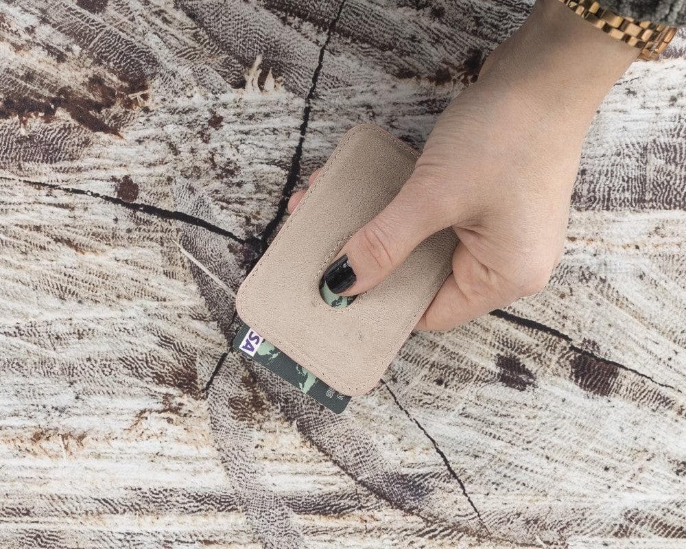 Maggy Magnetic Leather Card Holder