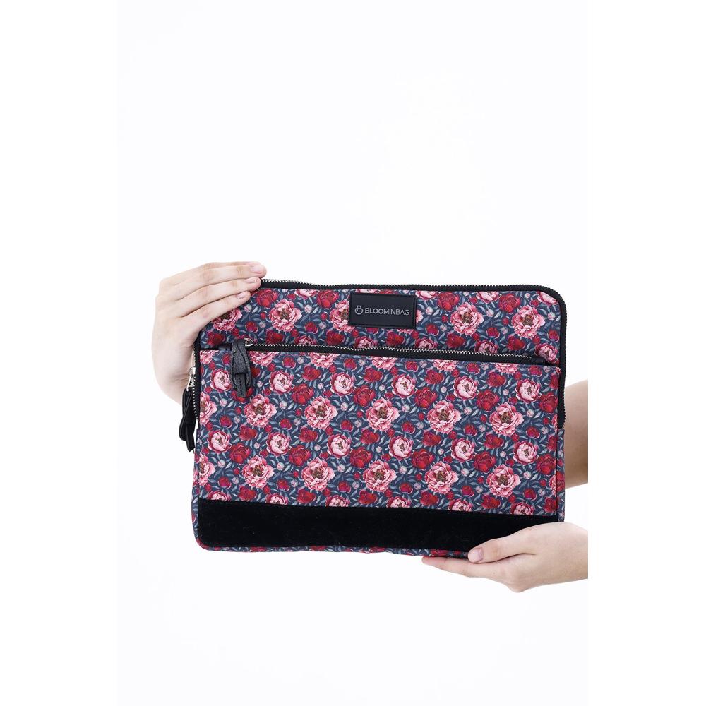 Blossom Lovin' 15-16 inch genuine leather laptop sleeve dark green